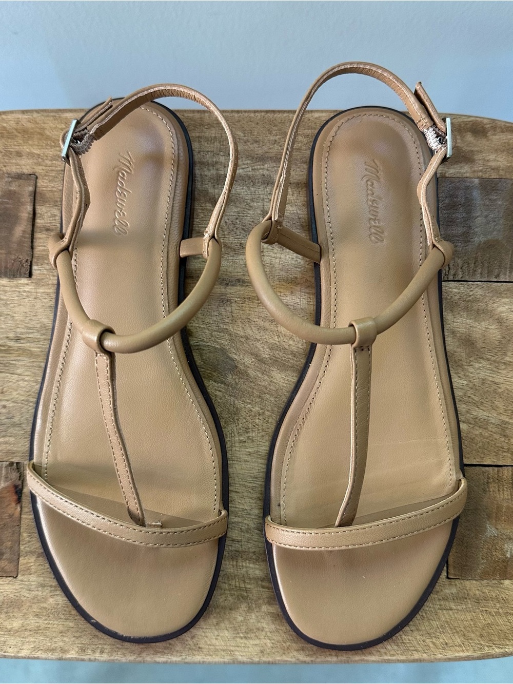 Madewell Tan T‑Strap Leather Sandals - Picture 3 of 6